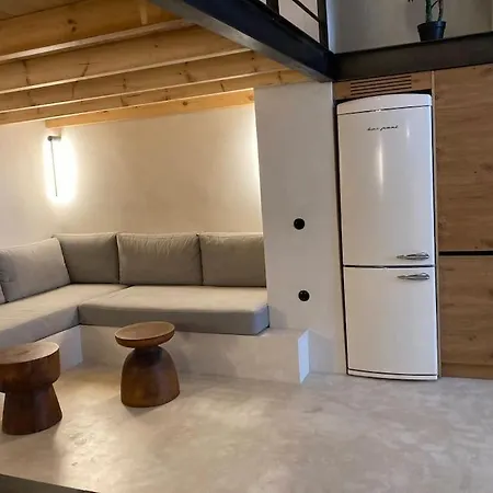 Сasa de vacaciones Sommaripa Loft In Old Town *